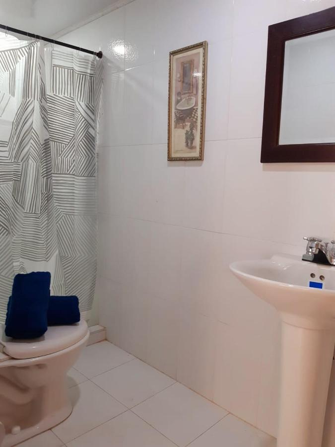 Joebi'S House Walking Distance To Rocky Cay Beach Ideal For Families Or Groups Buenavista  المظهر الخارجي الصورة